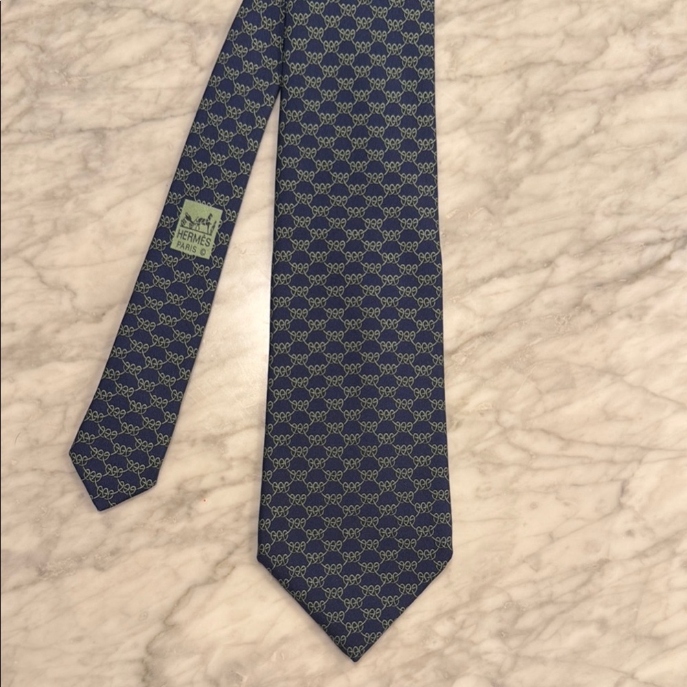 Hermes Navy and Gold Patterned Tie